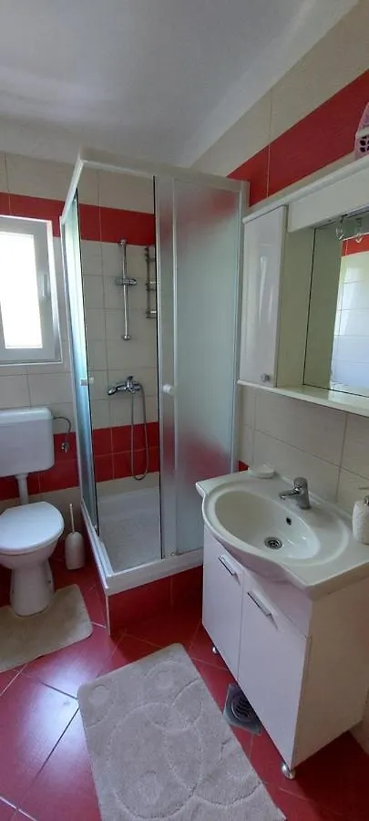 Pahljina Apartments Palit