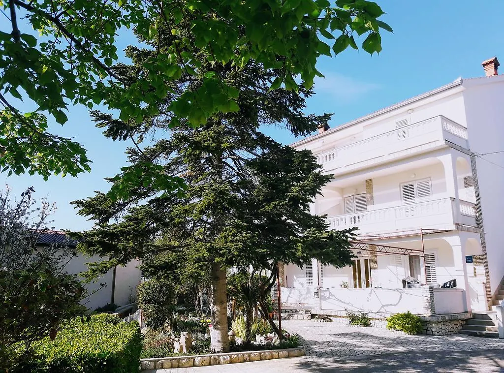 Pahljina Apartments Palit