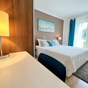 Muntidor Apartment